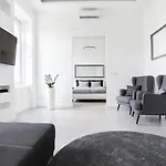 Grand Loft Design Budapešť