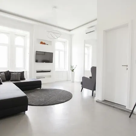 Grand Loft Design Budapešť