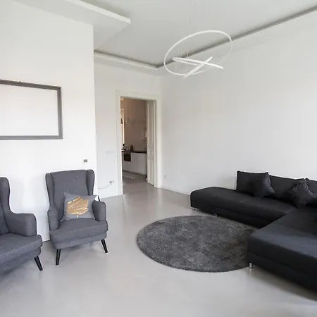 Grand Loft Design Apartment